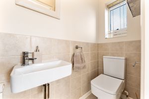 Em-Suite- click for photo gallery